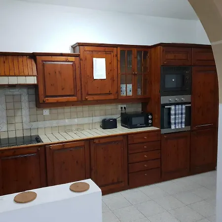 4 Bedrooms House At 15 Minutes To Paceville * Saint Julian's