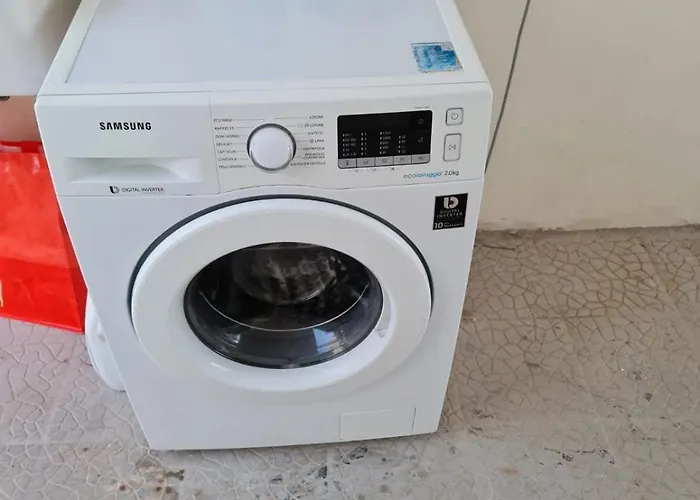 4 Bedrooms House At 15 Minutes To Paceville Apartment