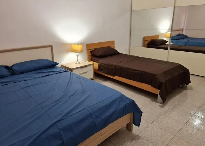 4 Bedrooms House At 15 Minutes To Paceville Apartment Saint Julian's